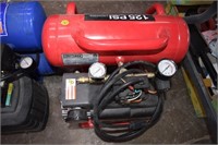 AIR COMPRESSOR