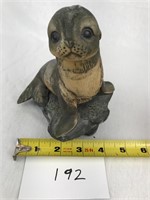 Seal ceramic knickknack