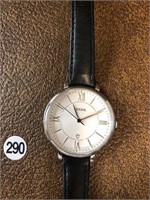 Watch Fossil leather band as pictured