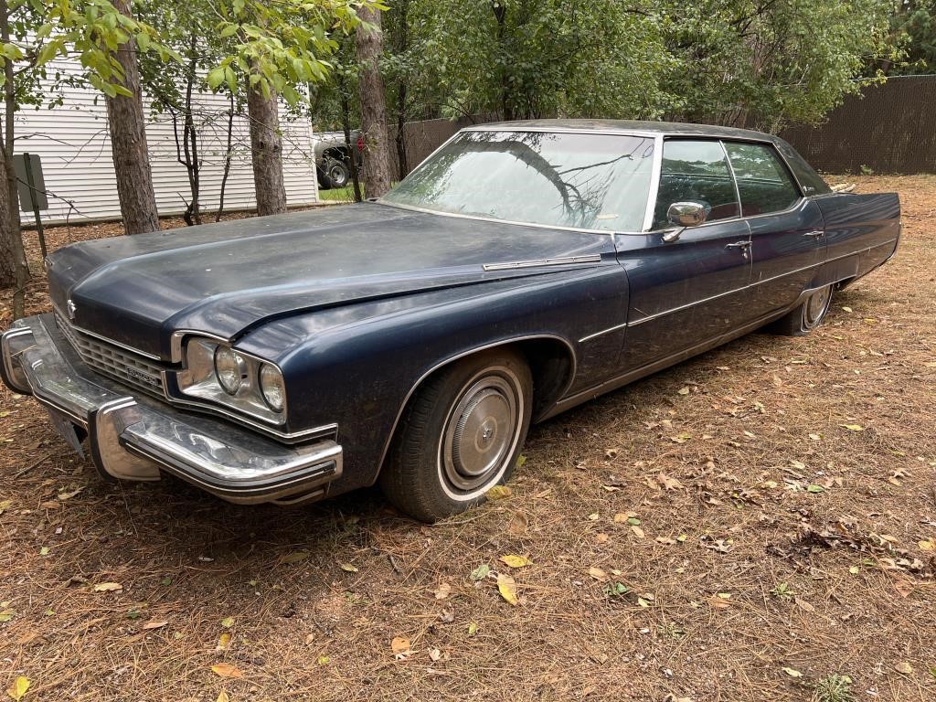 1973 Buick limited 4 door hardtop with keys and