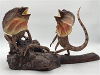 26” Frilled Lizard Fight Sculpture