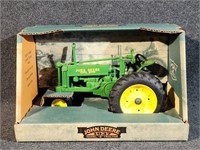 1:16 1937 John Deere "B"