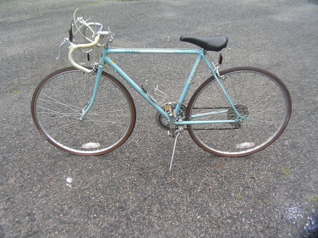 Vintage Schwinn world ten speed bicycle circa 1970