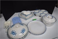 Blue & White Heart Motif Bakeware