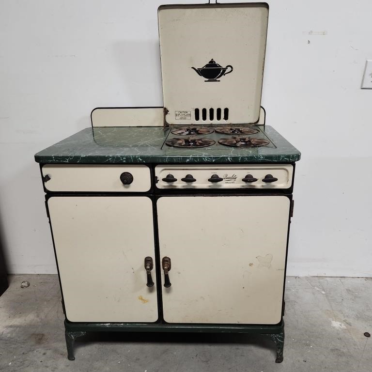 Quality Gas oven by Roberts and Mander