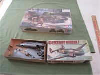 2 Models Unopened 1 Russian Tank, opened Bomber