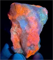 74 Gm Stunning Fluorescent Hackmanite Specimen