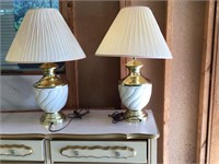 NICE PAIR OF MATCHING LAMPS