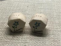Marble stone shakers