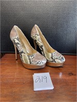 Women's high heels size 8