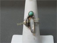 Native American Ring Size 7 Mother of Pearl