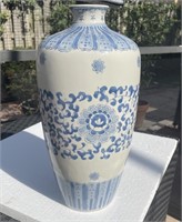 Chinese Blue White Large Vase mid 20th 12B