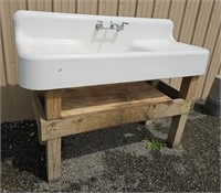 Cast iron double wash board sink with faucet