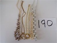 Asst of Vintage/Now Costume & Fashion Necklaces