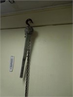 Overhead chain hoist 3/4 ton