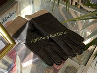 LEATHER GLOVES WITH KNIT LINING