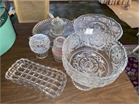 LOT OF CLEAR-CUT GLASS INCLUDING CAKE STAND,
