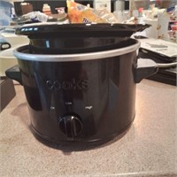 Cooks small crock pot.