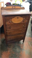 Depression Chest of Drawers (needs love)