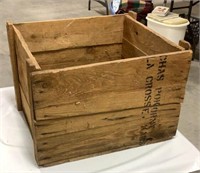 Wooden crate 20x18x14