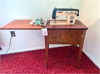 Vintage Home Mark Electric Sewing Machine