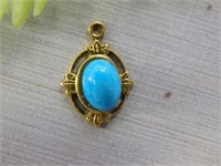 TURQUOISE STONE PENDANT ROCK STONE LAPIDARY SPECIM