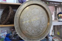 LARGE BRASS TRAY / WALL DECORATION