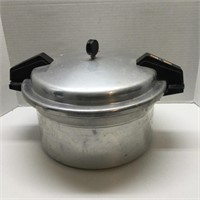 Mirror 12 quart pressure cooker M-0512-11