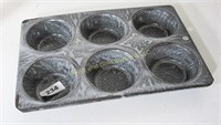 Gray graniteware 6 hole muffin pan