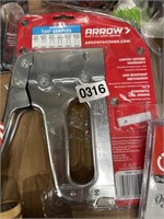 ARROW STAPLE GUN RETAIL $20