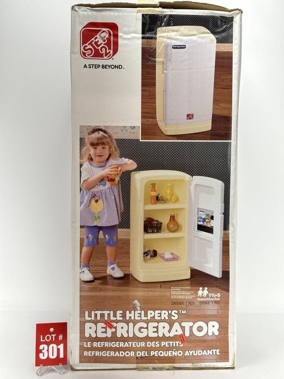Step 2 Little Helpers Refrigerator