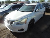 2015 Nissan Altima 1N4AL3AP1FC492804 White