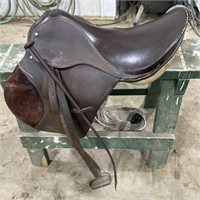 English Saddle