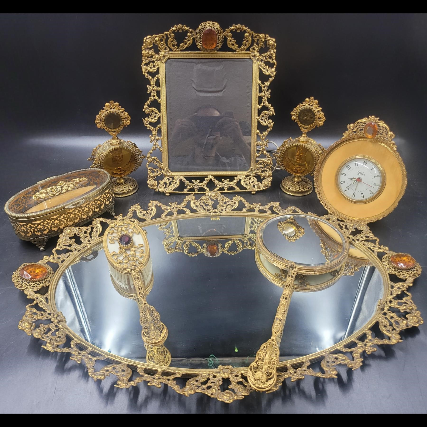 8Pc Vintage Ornamental Gold Plated Vanity Set