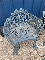 Wrought iron chair 22.5x13x27