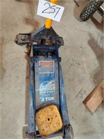 Lincon floor jack