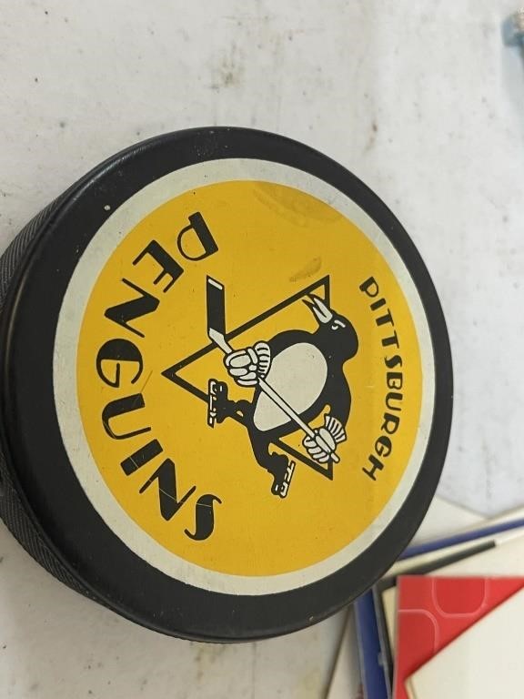 Pittsburg Penguins Hockey Puck