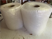 2 rolls of bubble wrap