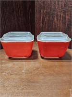 PAIR OF VINTAGE PYREX RED REFRIGERATOR DISHES