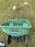 SCOTT'S SPREADER