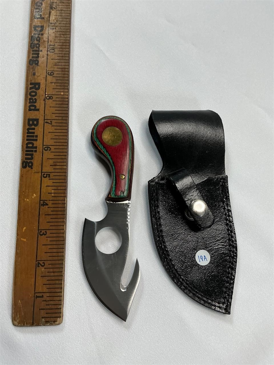 Small Knife w/sheath