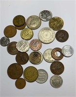 MIXED LOT OF FOREIGN COINS