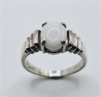 Sterling Silver White Moonstone Ring