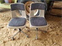 D- ROLLING OFFICE CHAIRS