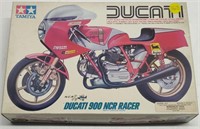 Ducati 900 NCR Racer Model Kit