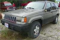 1995 Jeep Grand Cherokee Laredo 153,649 mi.