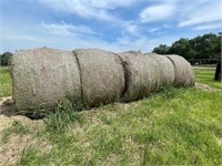 Bales of Hay - Buyer will need to be able to load