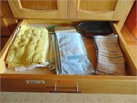 DRAWER 2: WASH CLOTHS AND TOWELS