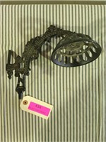 Cast iron lantern holder, missing mounting bracket