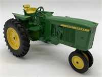 John Deere 3010 Tractor 1/16 Scale